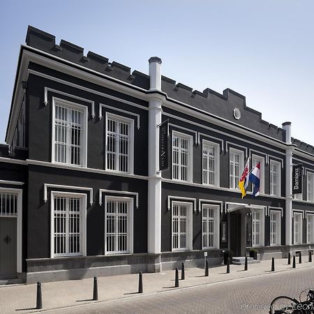 鲁尔蒙德 阿雷斯特之家酒店 外观 照片 Town Hall