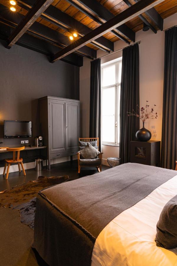 鲁尔蒙德 阿雷斯特之家酒店 外观 照片 A bedroom