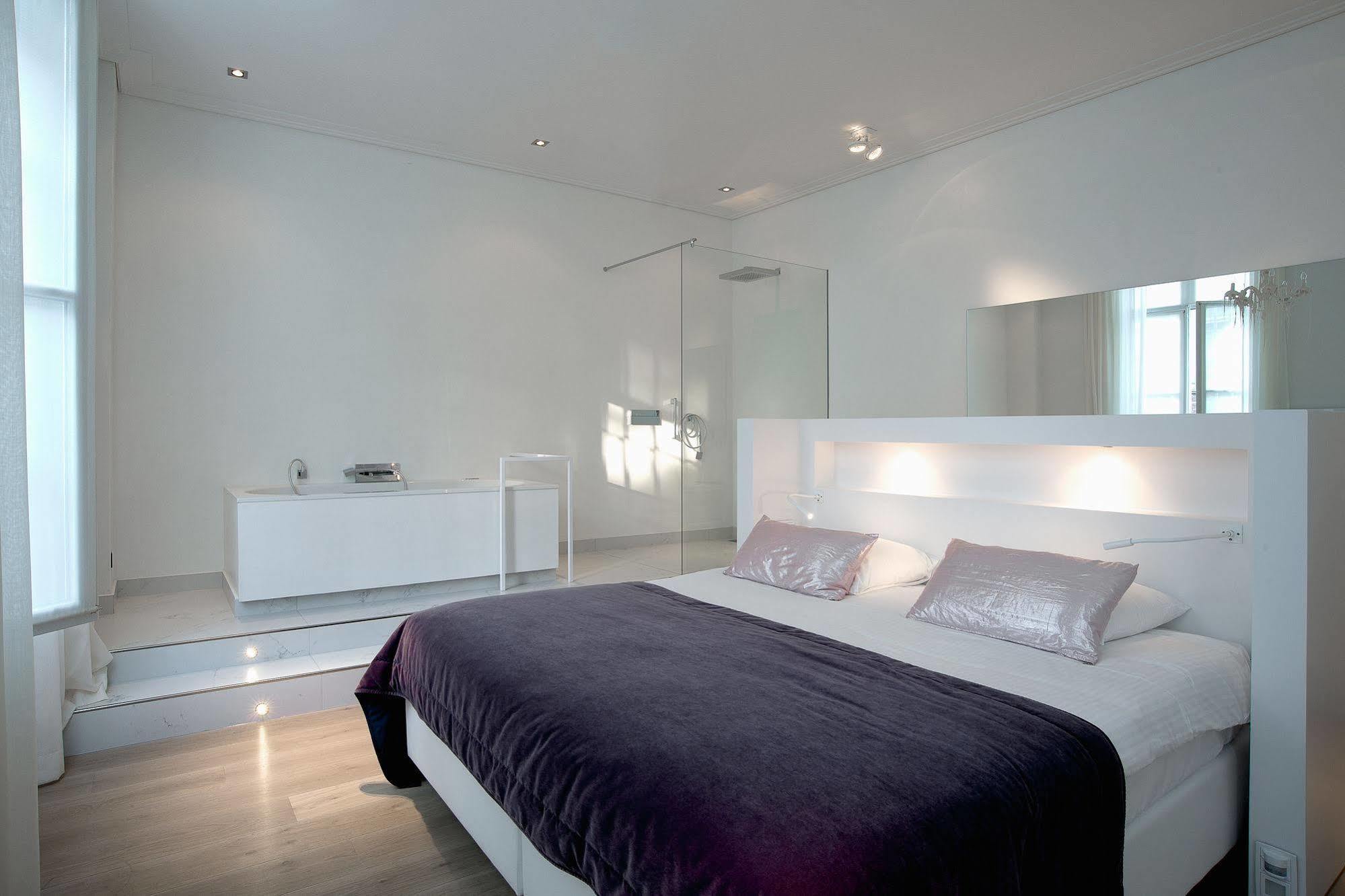 鲁尔蒙德 阿雷斯特之家酒店 外观 照片 A bedroom