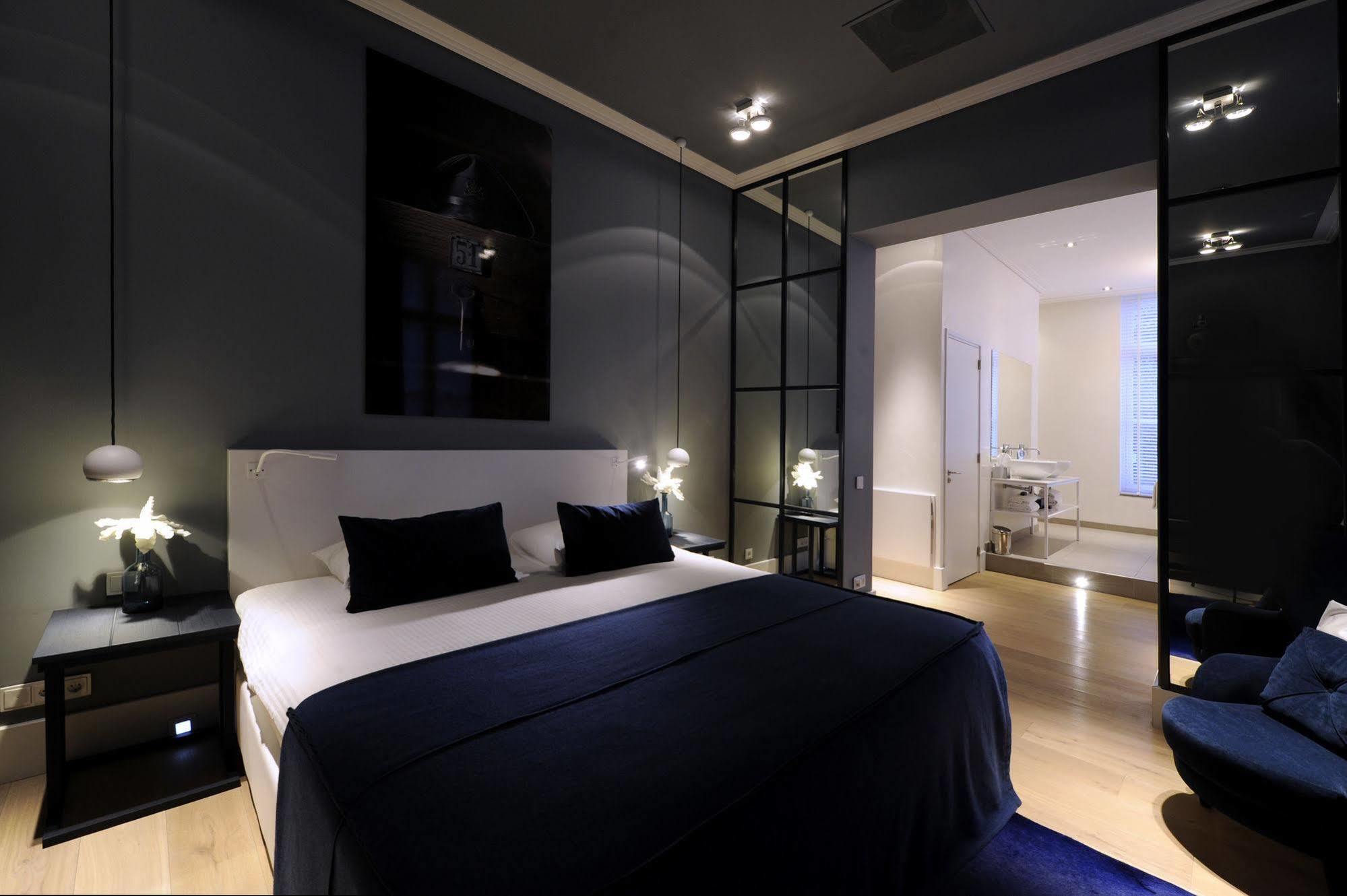 鲁尔蒙德 阿雷斯特之家酒店 外观 照片 A suite at the Hotel Indigo, Paris Montmartre